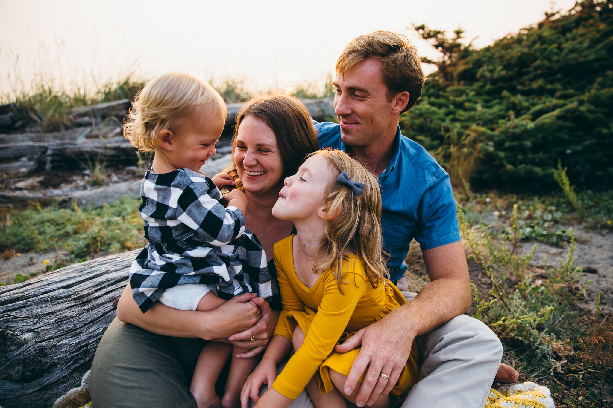 Family Pictures at Deception Pass | Whidbey Island Photographer