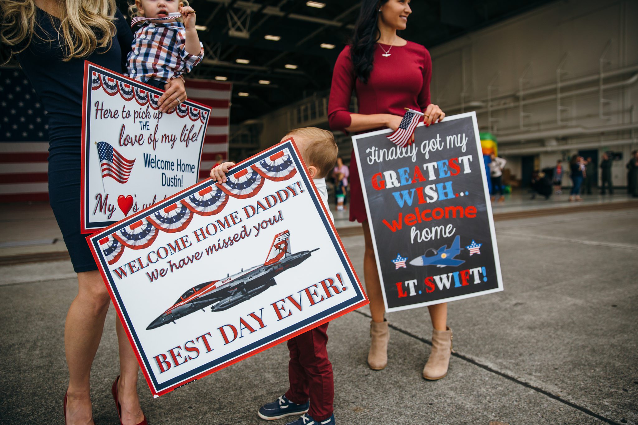 Military Family Homecoming | Whidbey Island Family Photographer