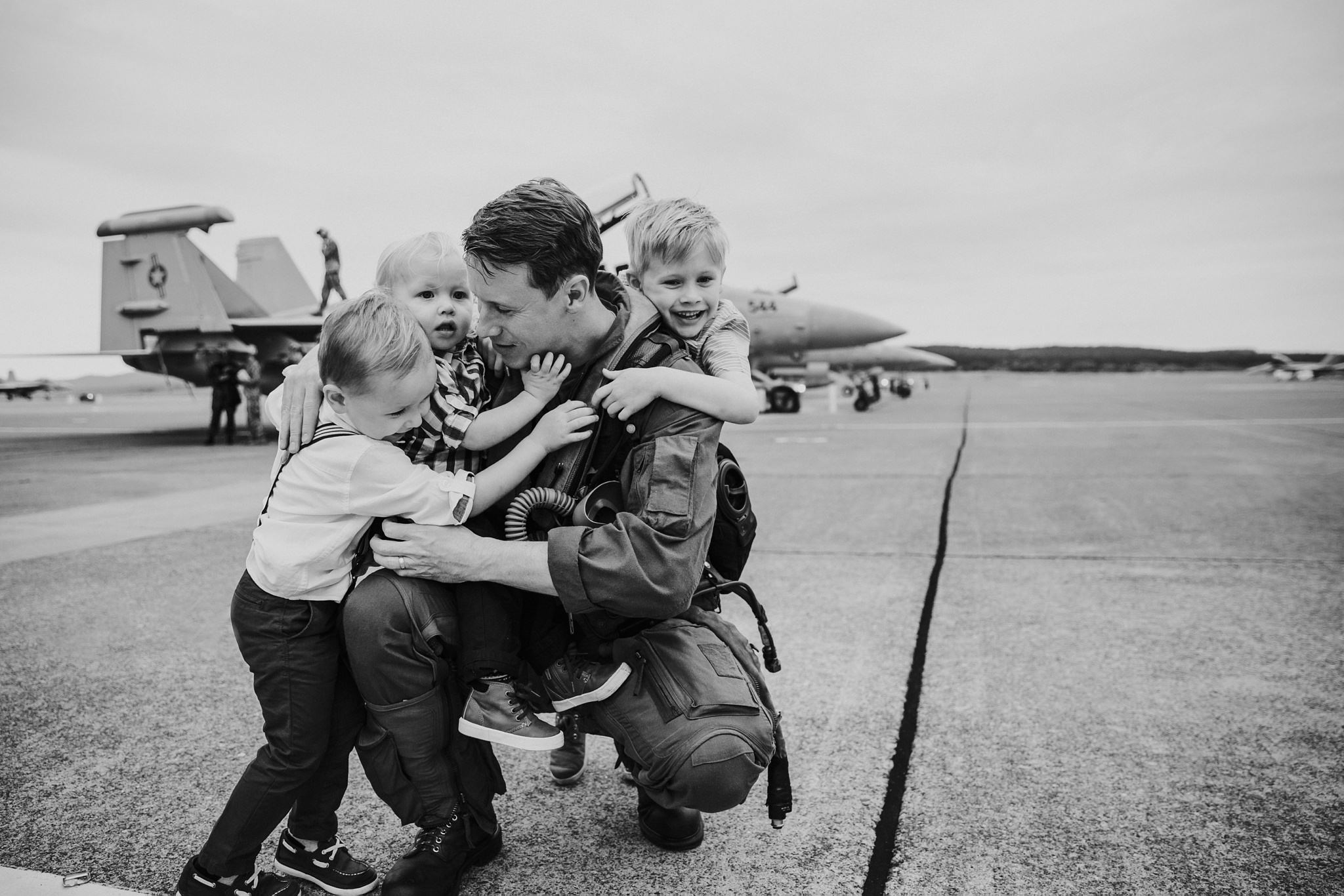 Military Family Homecoming | Whidbey Island Family Photographer