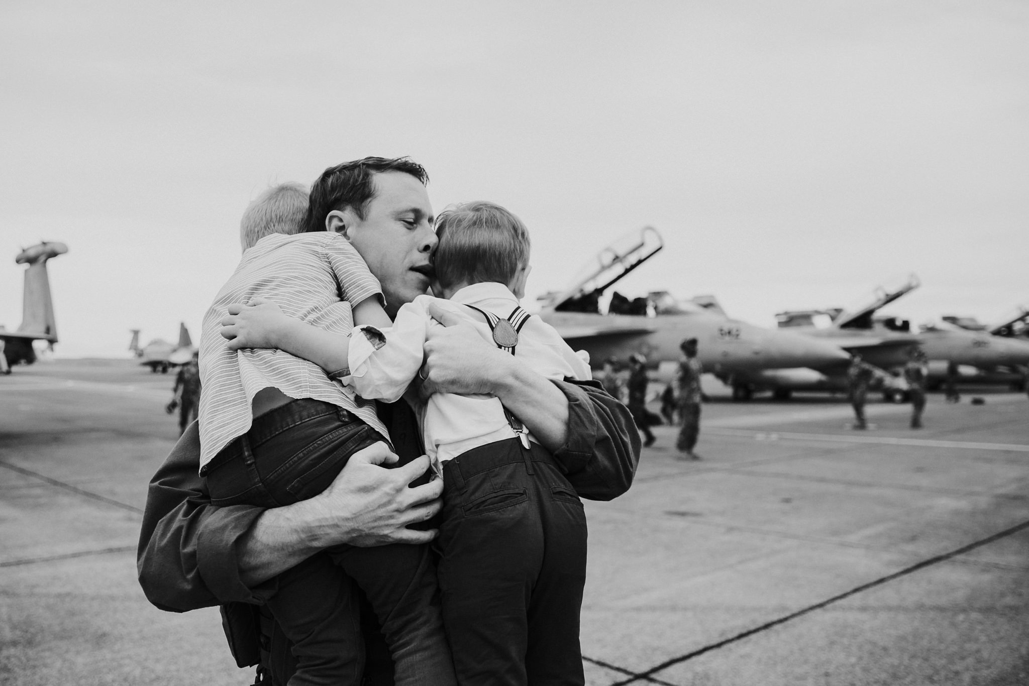 Military Family Homecoming | Whidbey Island Family Photographer