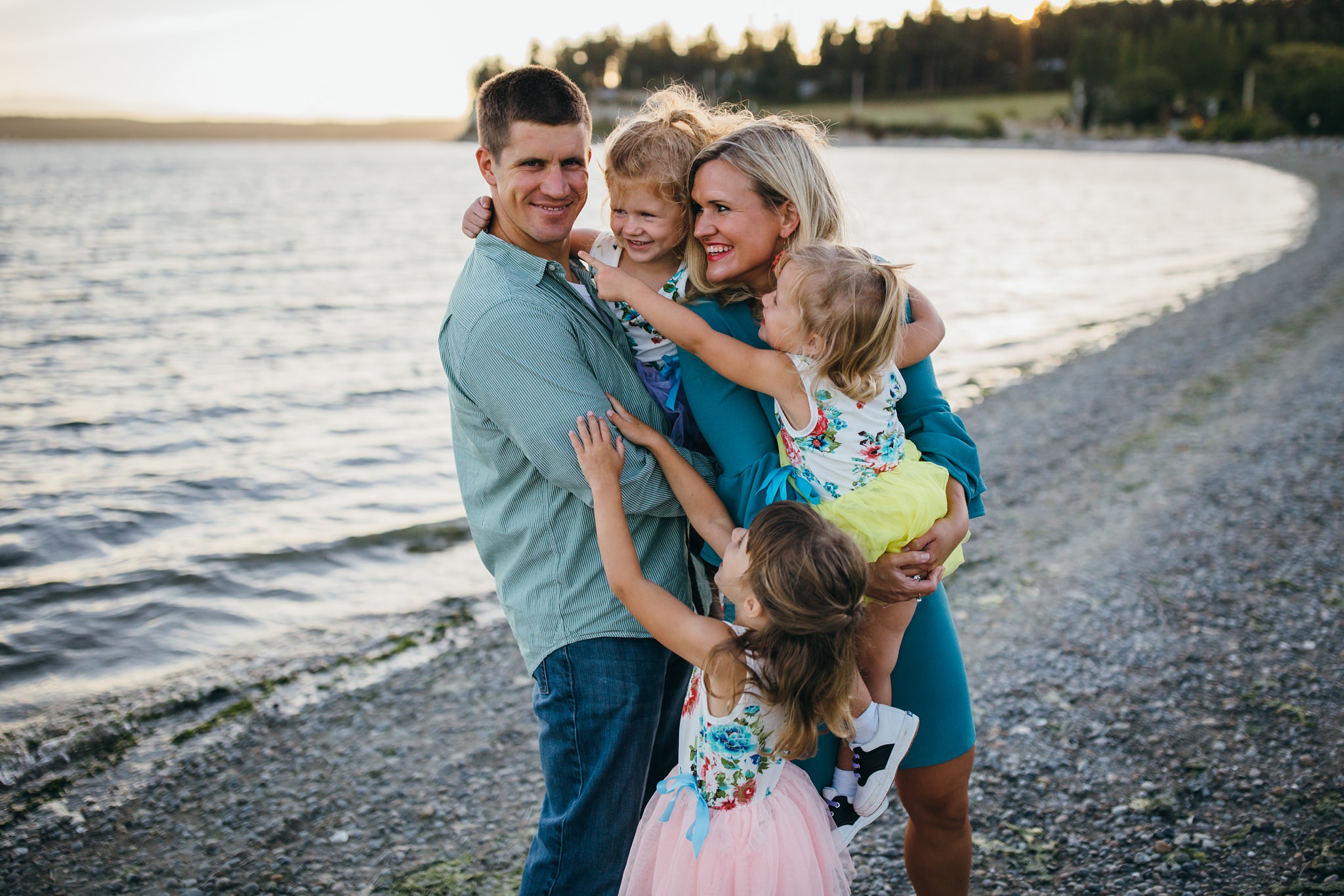 Kara Chappell Photography | Whidbey Island Family Photographer | Family Portraits at Monroe Landing