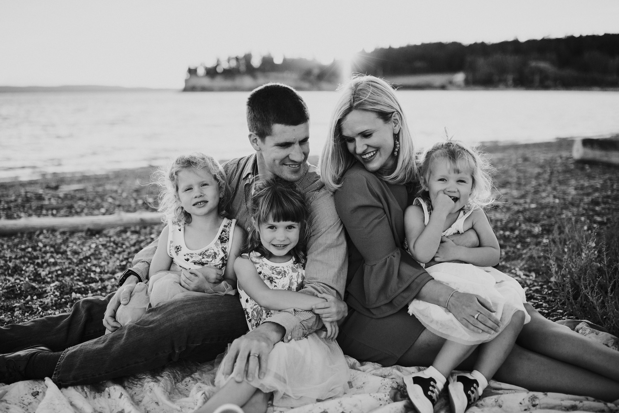 Kara Chappell Photography | Whidbey Island Family Photographer | Family Portraits at Monroe Landing