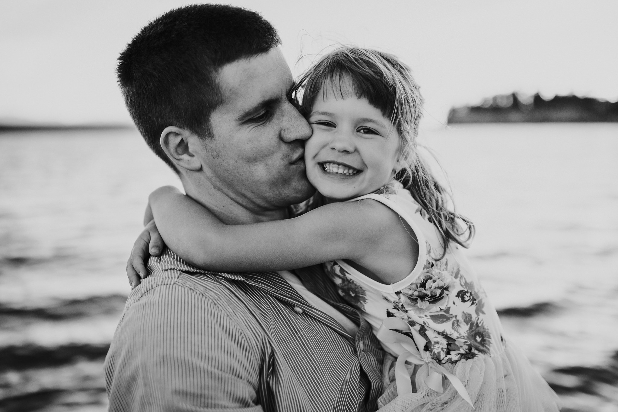 Kara Chappell Photography | Whidbey Island Family Photographer | Family Portraits at Monroe Landing