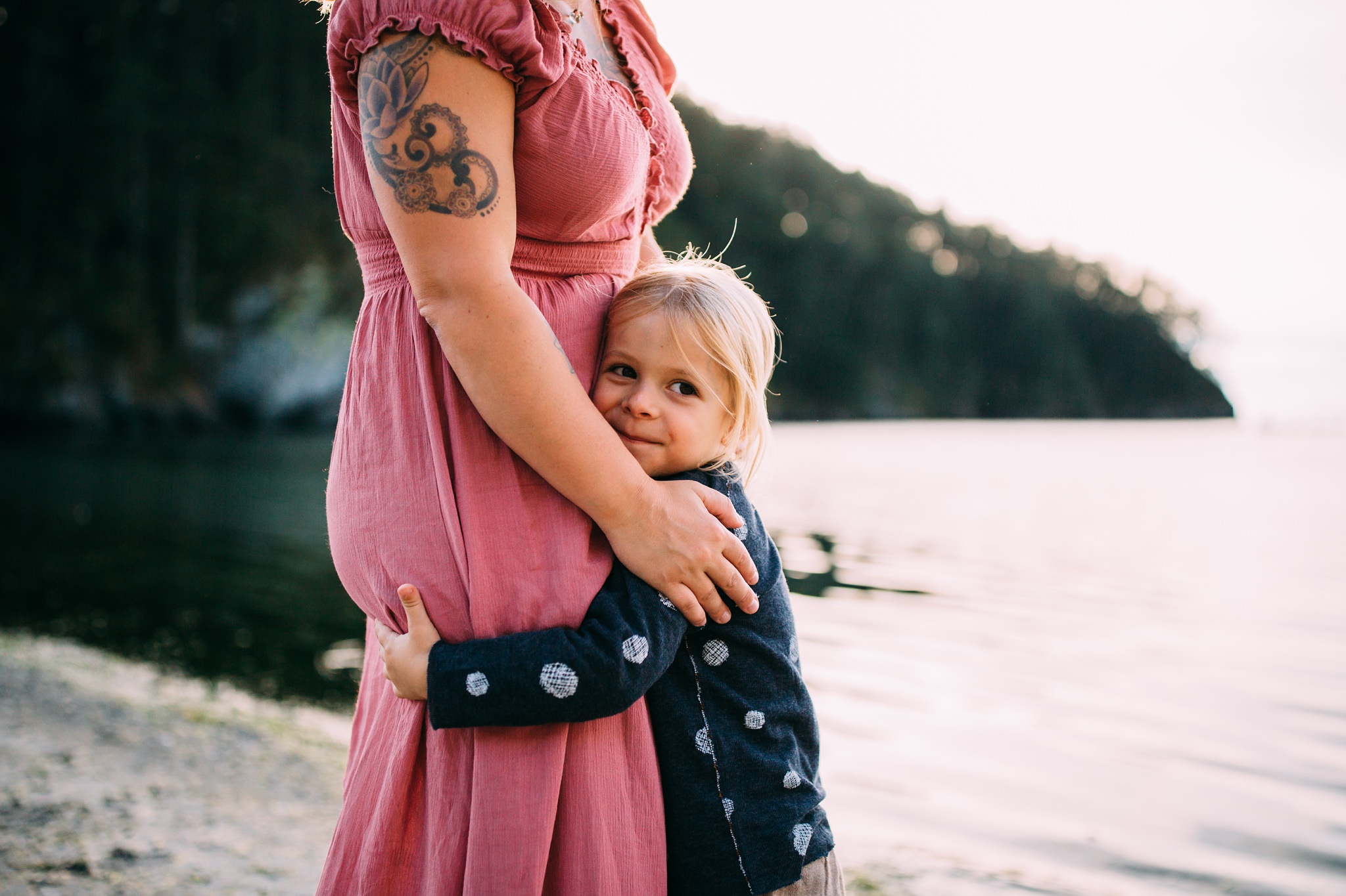 Family Pictures at Bowman Bay | Kara Chappell Photography | Oak Harbor Photographer