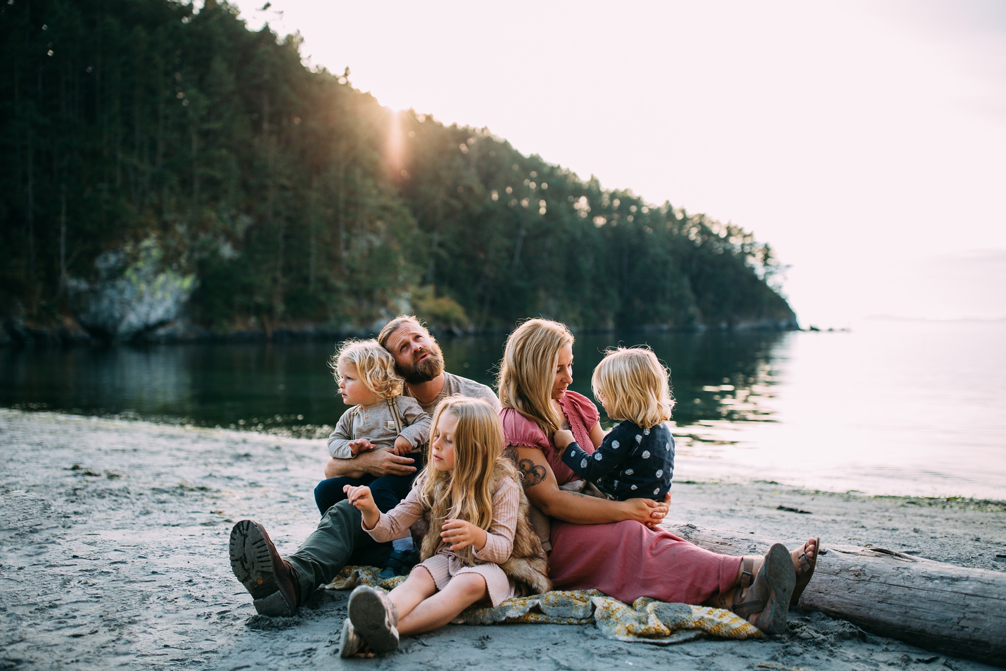 Family Pictures at Bowman Bay | Kara Chappell Photography | Oak Harbor Photographer