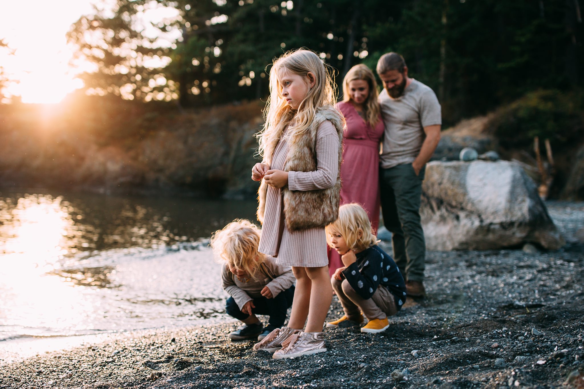 Family Pictures at Bowman Bay | Kara Chappell Photography | Oak Harbor Photographer