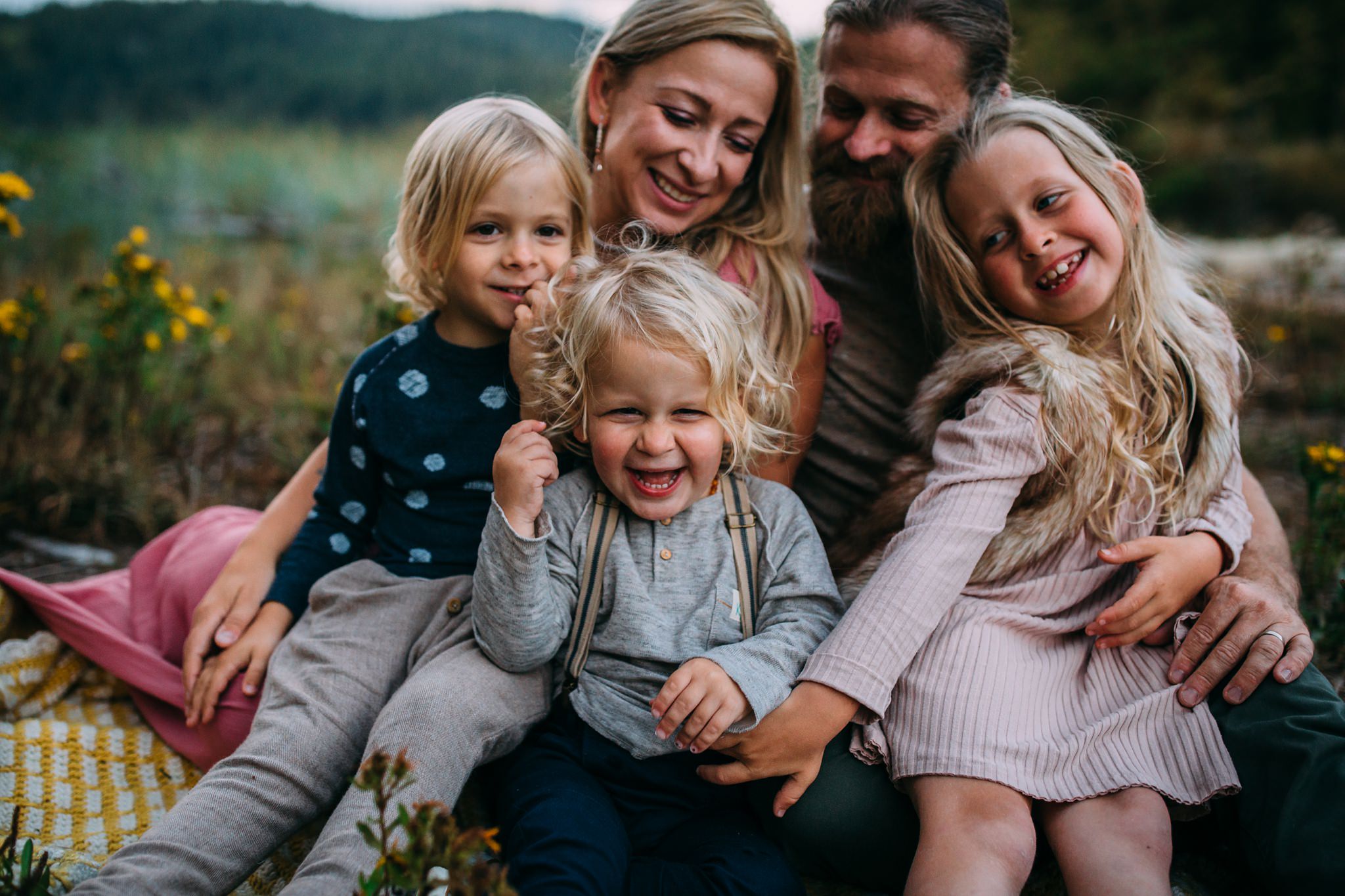 Family Pictures at Bowman Bay | Kara Chappell Photography | Oak Harbor Photographer