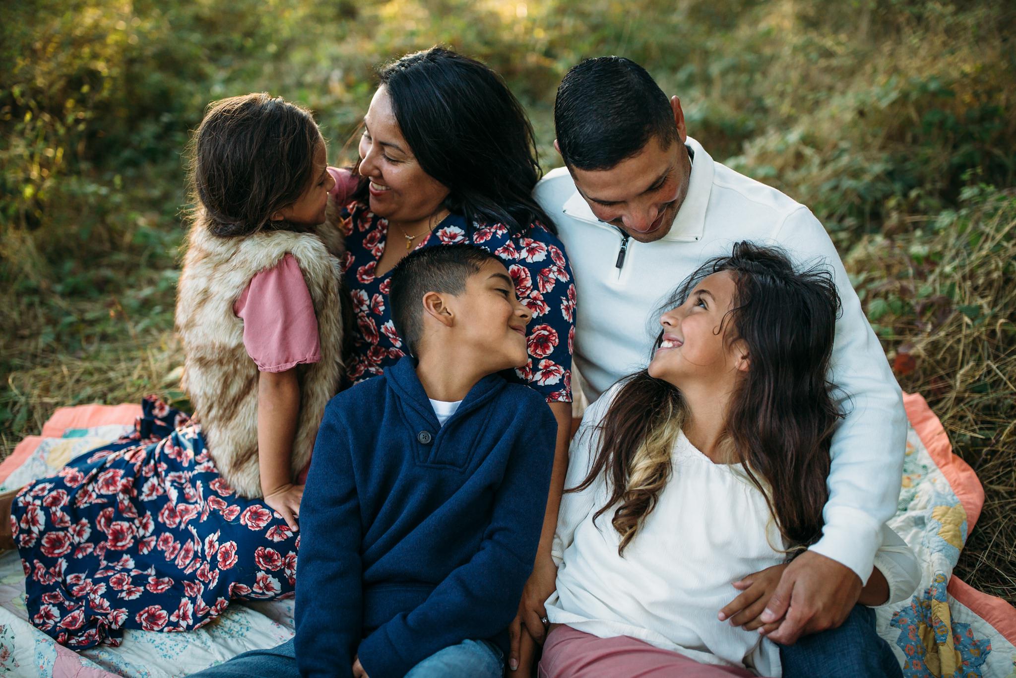 Fall Family Pictures in Beautiful Field | Whidbey Island Family Photographer