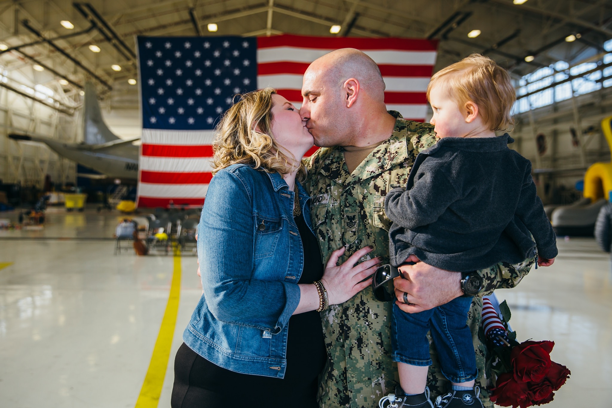 NAS Whidbey Island Homecoming | Oak Harbor, WA Family Photographer