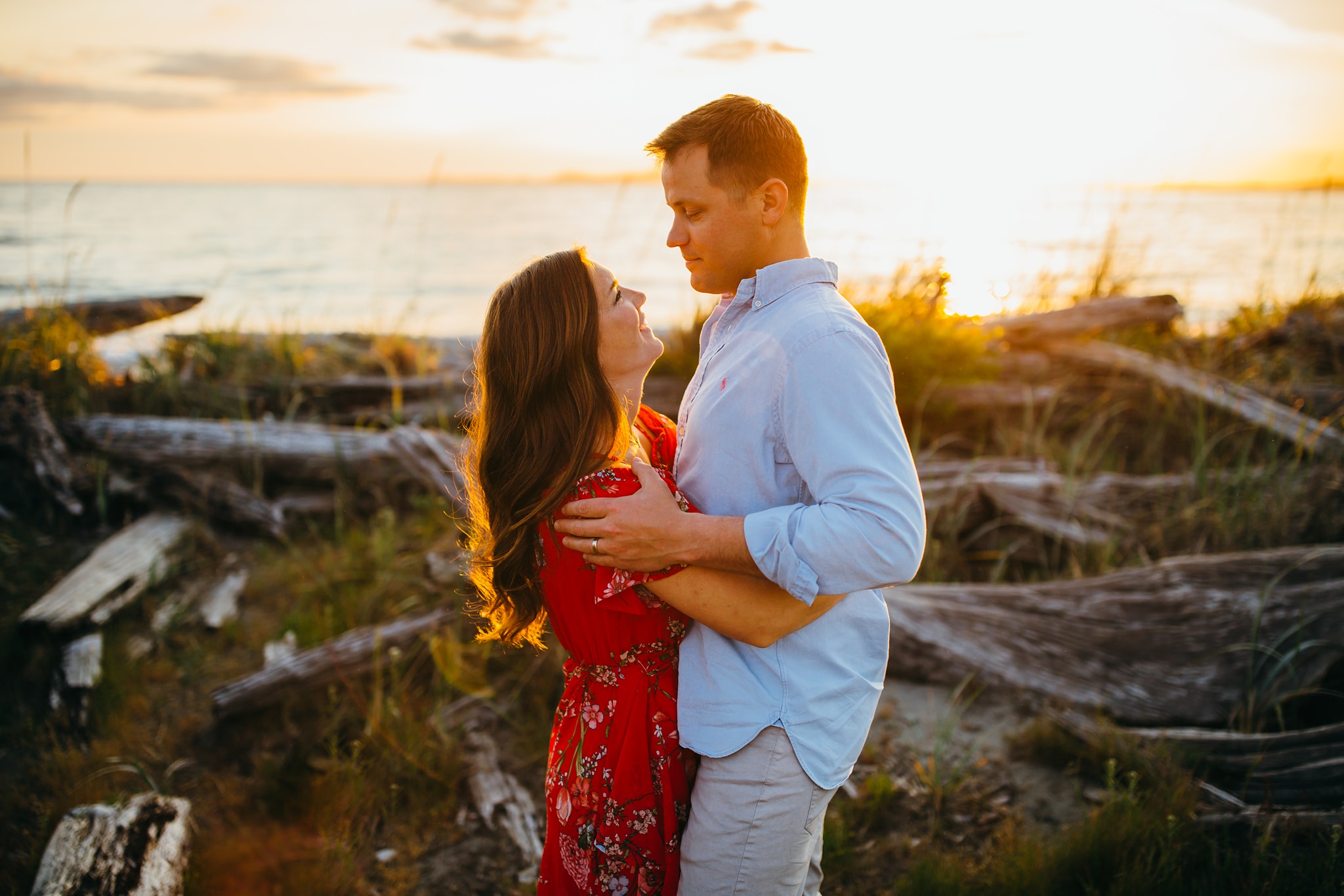 Couple embraces | Oak Harbor Family Photographer
