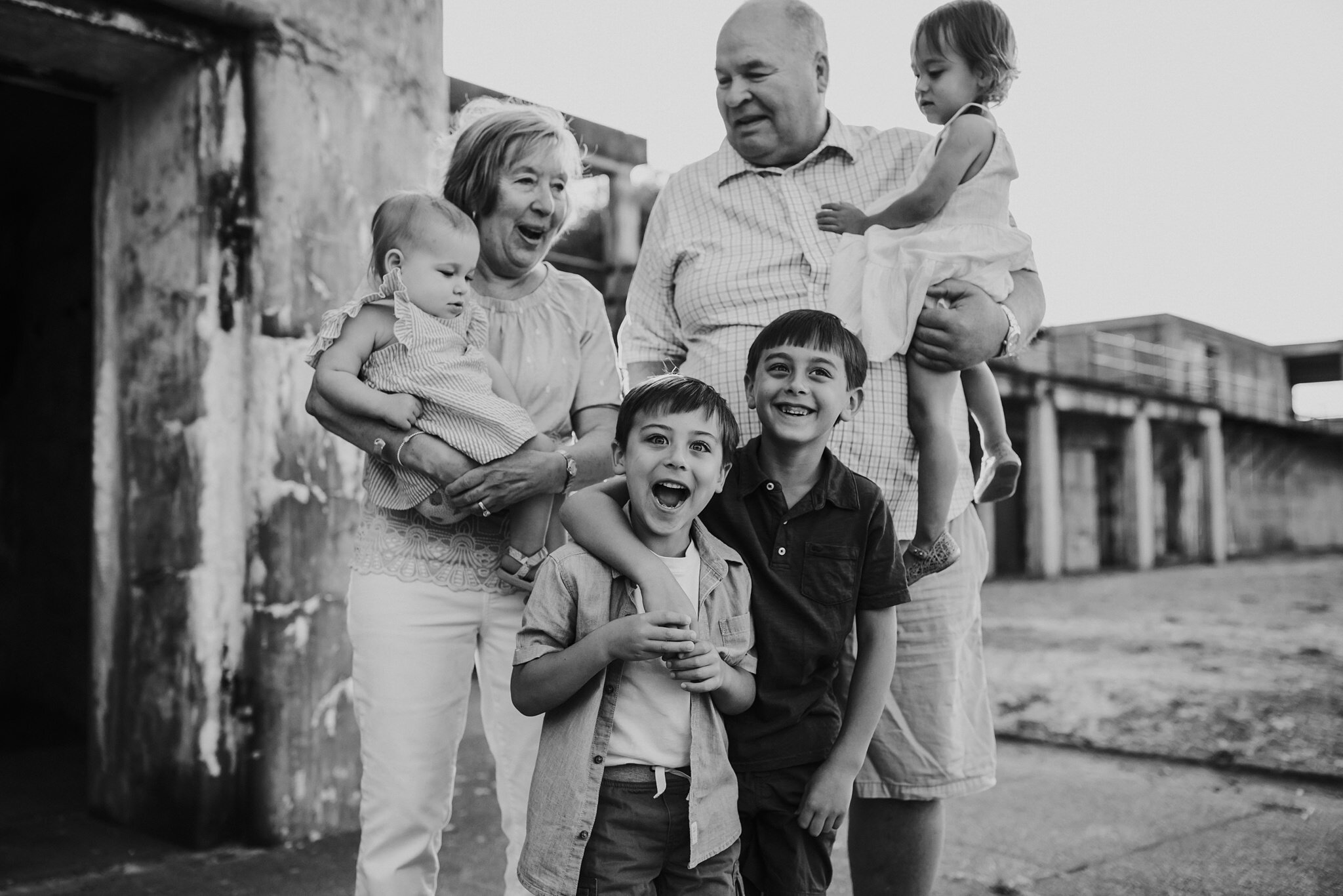Beautiful extended family photos taken by Kara Chappell Photography at Fort Casey State Park on Whidbey Island.