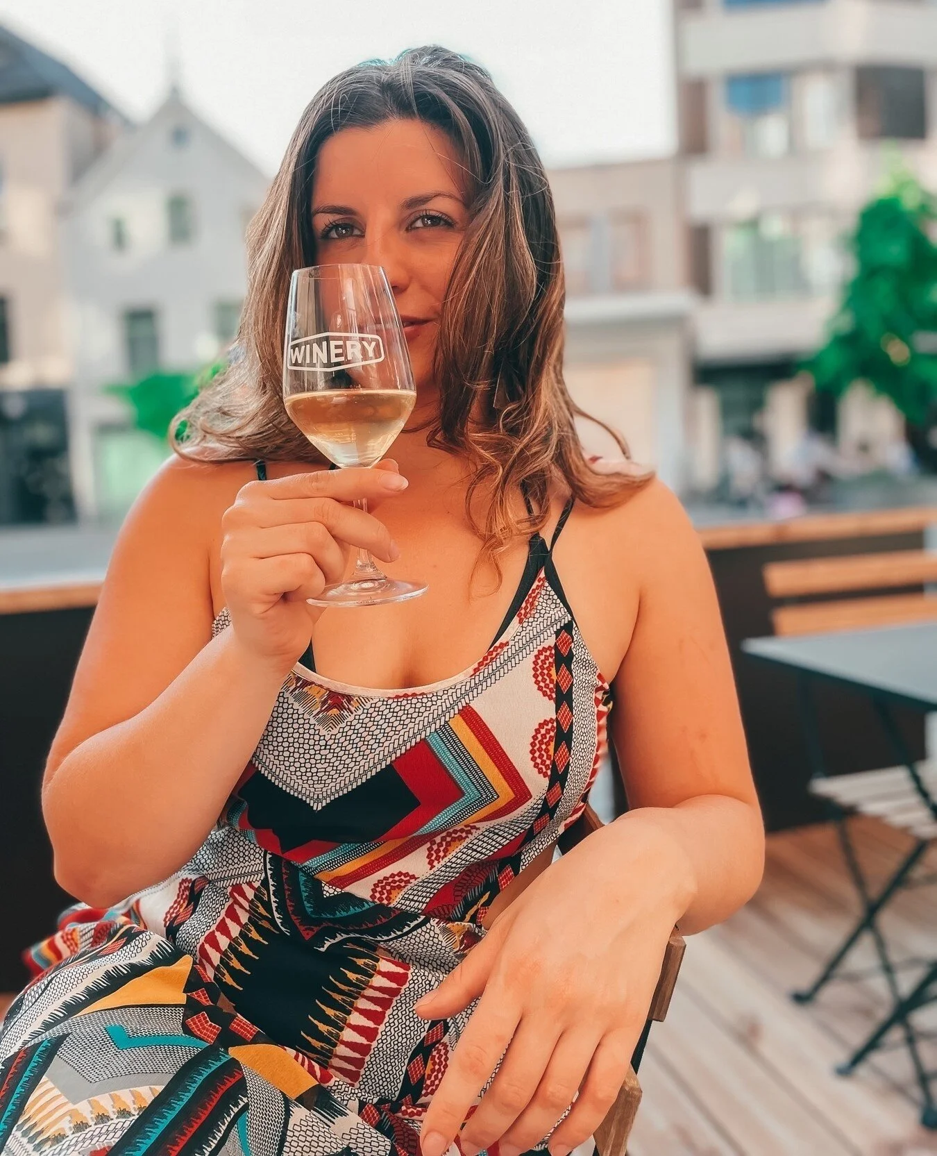 Meet Chlo&euml;! 🙋🏻&zwj;♀️⁠
The other half of our Chef &amp; Chief duo.⁠
⁠
She loves to cook but above all there is nothing that she loves more than trying new dishes and tasting wines from all over the world (did you notice? 🍷)⁠
⁠
That is where s