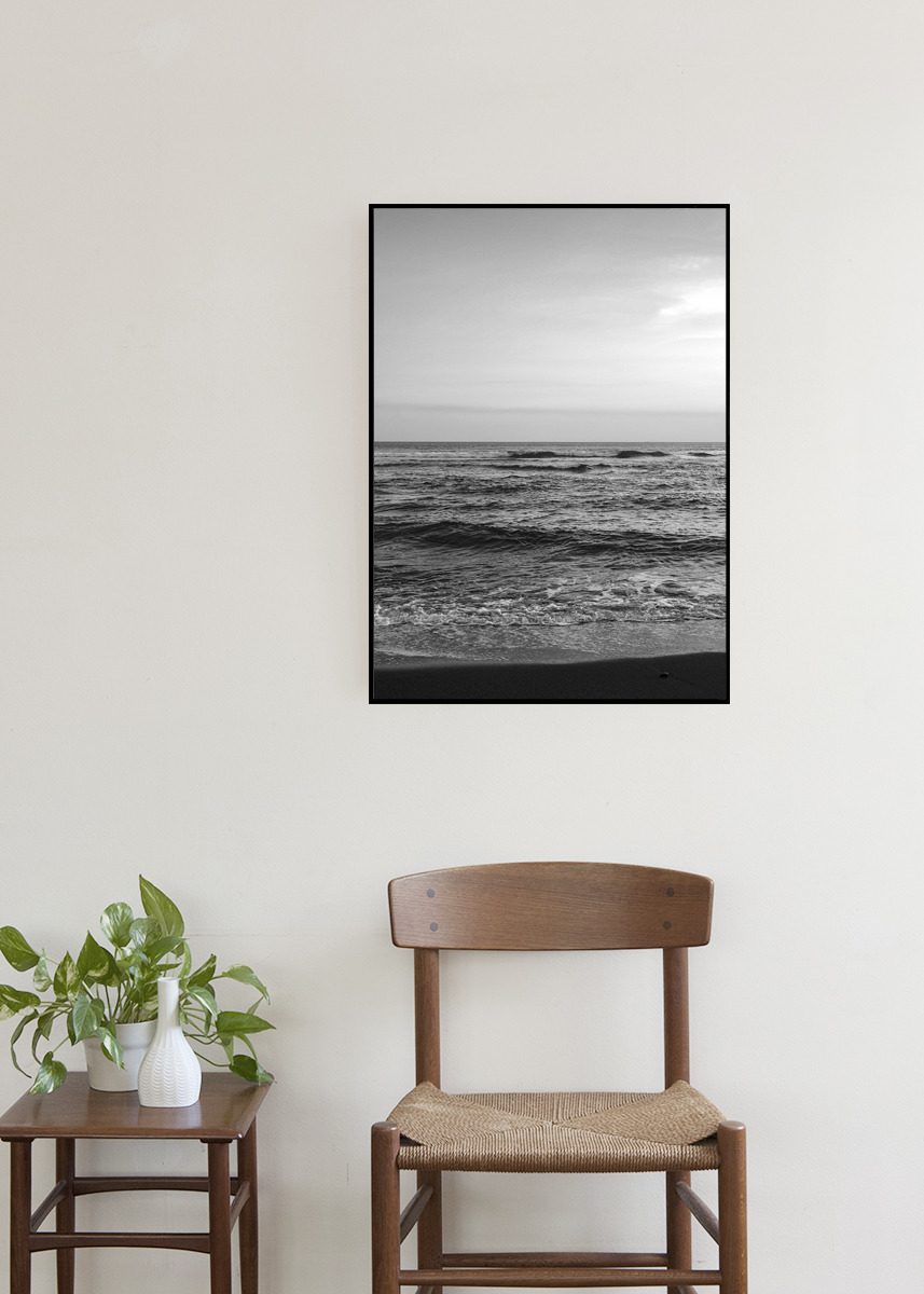 ocean2 black frame lifestyle.jpg