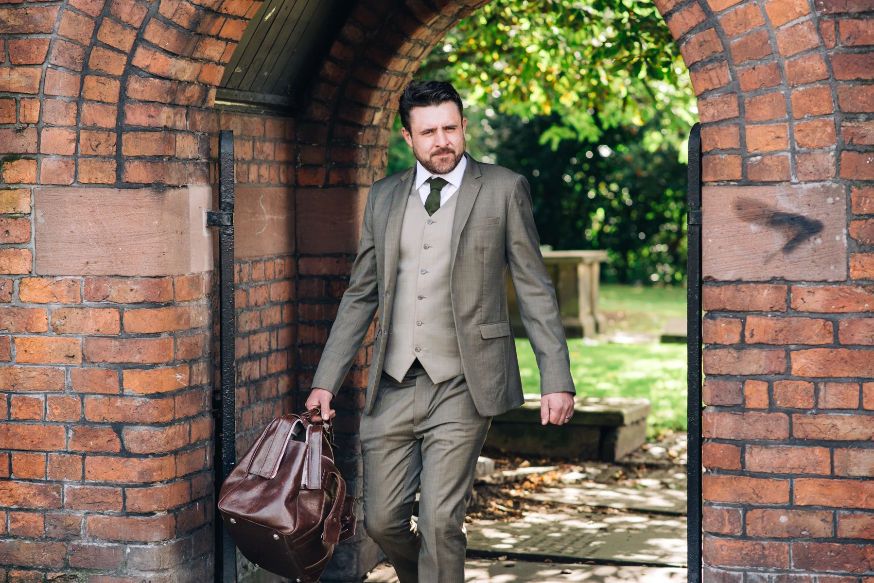 3 PIECE CONTRAST TAUPE AND LIGHT BROWN FIRST CLASS.