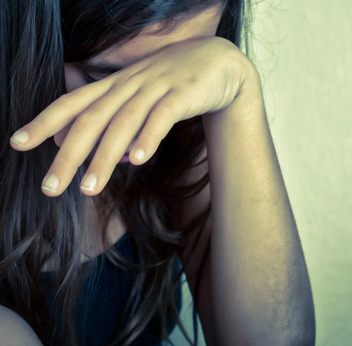 How can I help my anxious child?