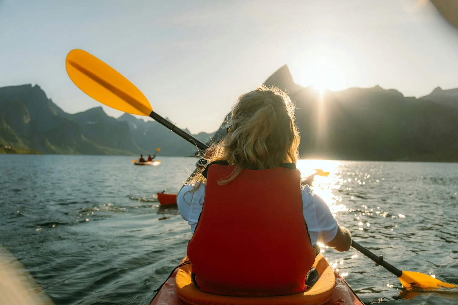 lofoten-web-friluftsliv-kayak-kajakk-lash.jpg