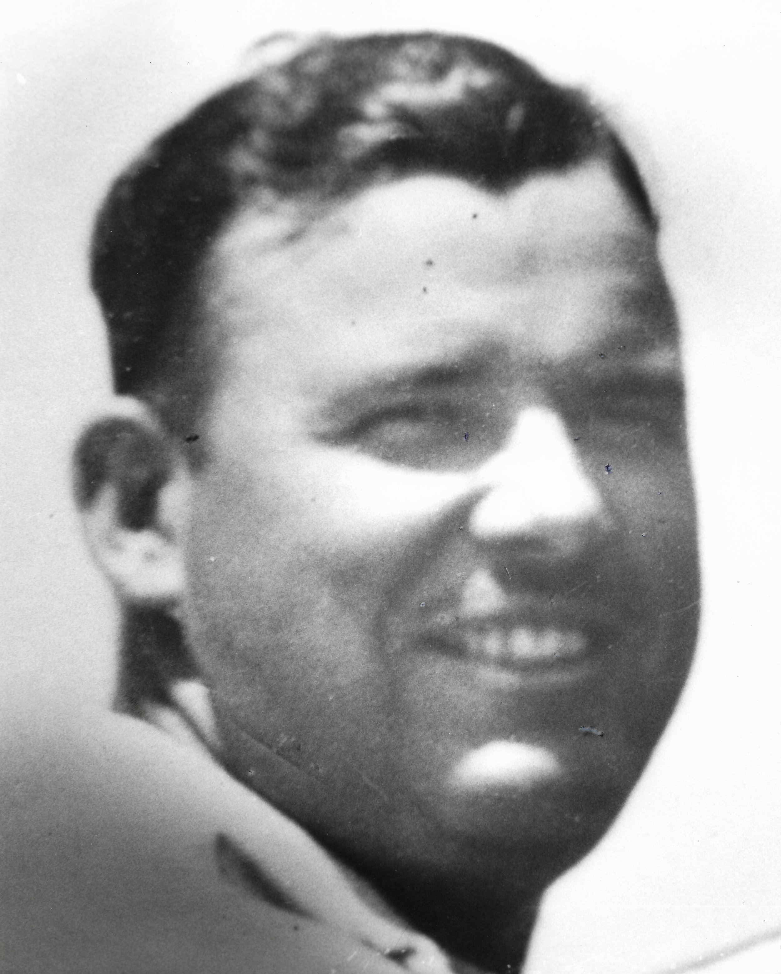 BW Closeup Claud Holbert age 30.jpg
