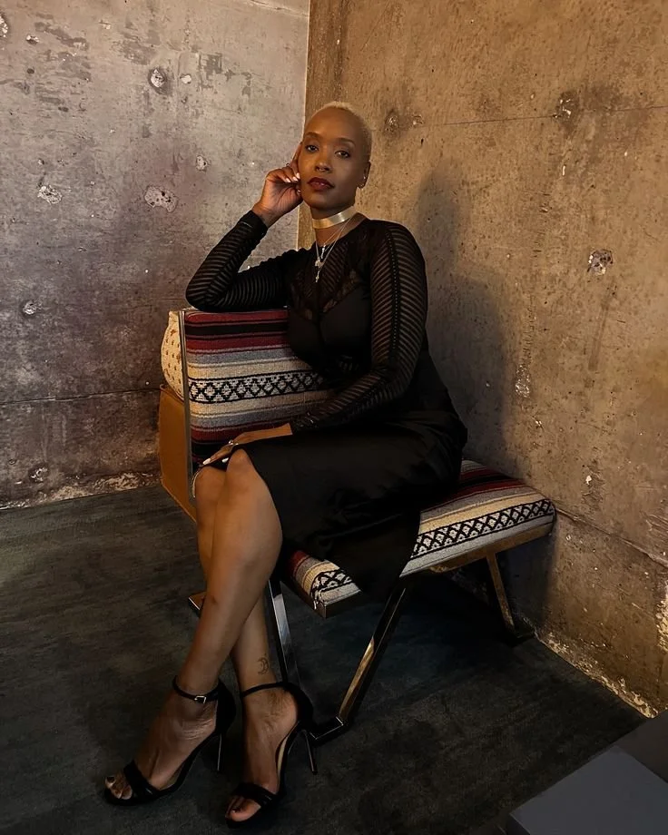 Throwing A Fit: All Black 