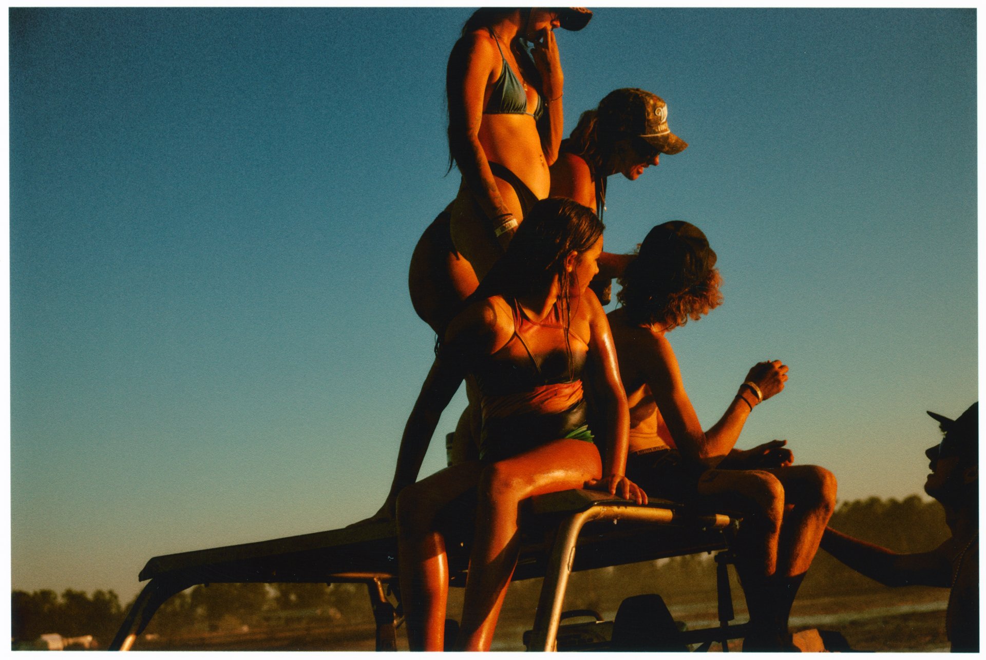 WEEKENDER_MUDDIN_3148_SCAN.jpeg