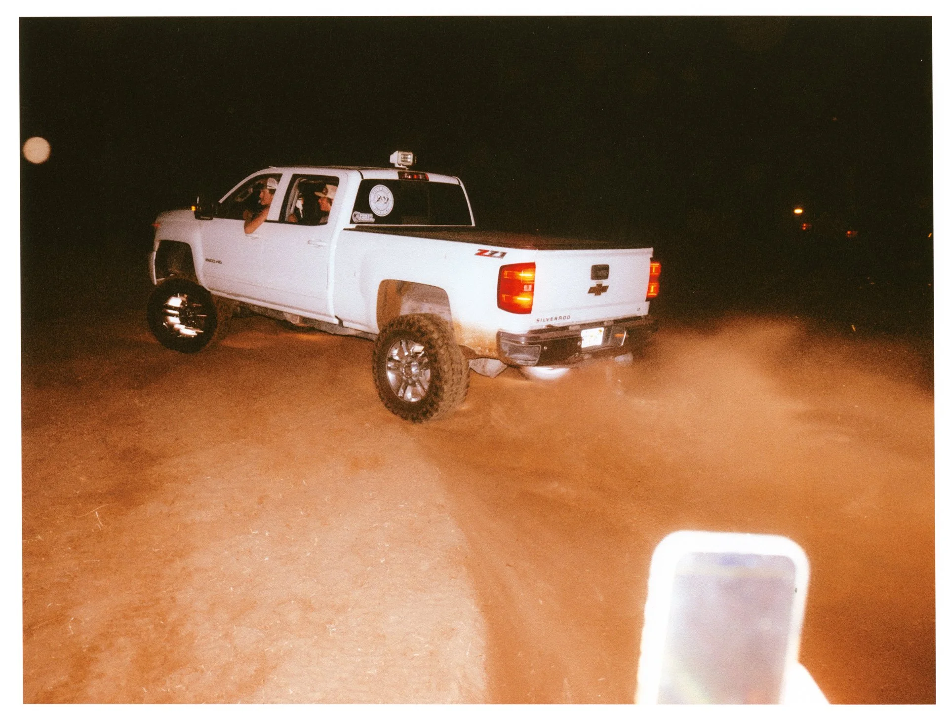 WEEKENDER_MUDDIN_3508_SCAN.jpeg