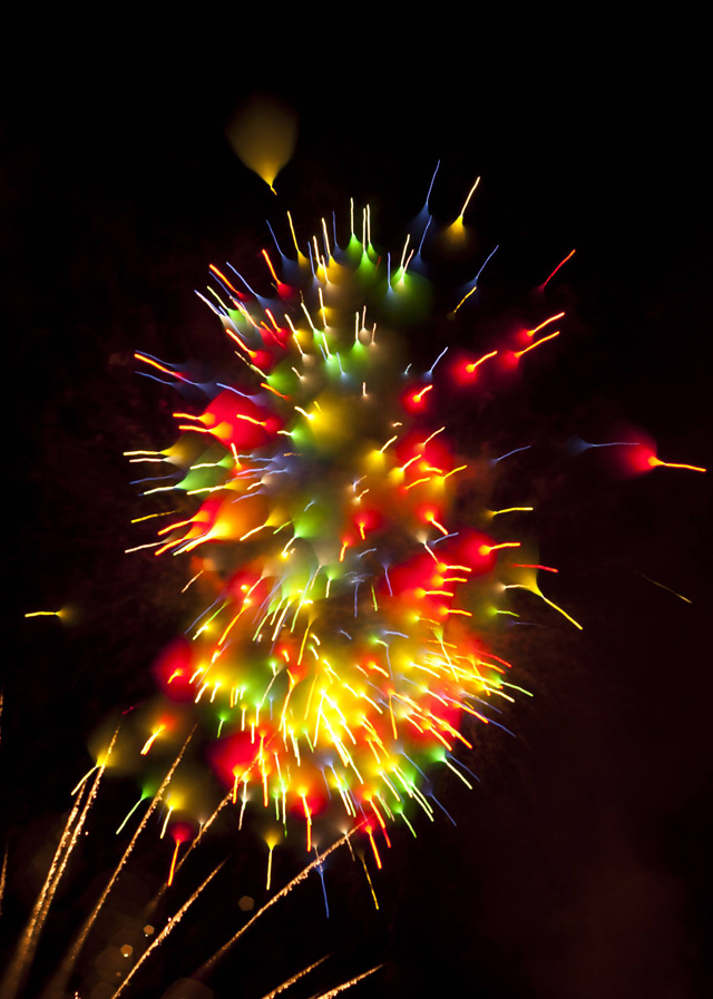 Long-Exposure-Firework7.jpg