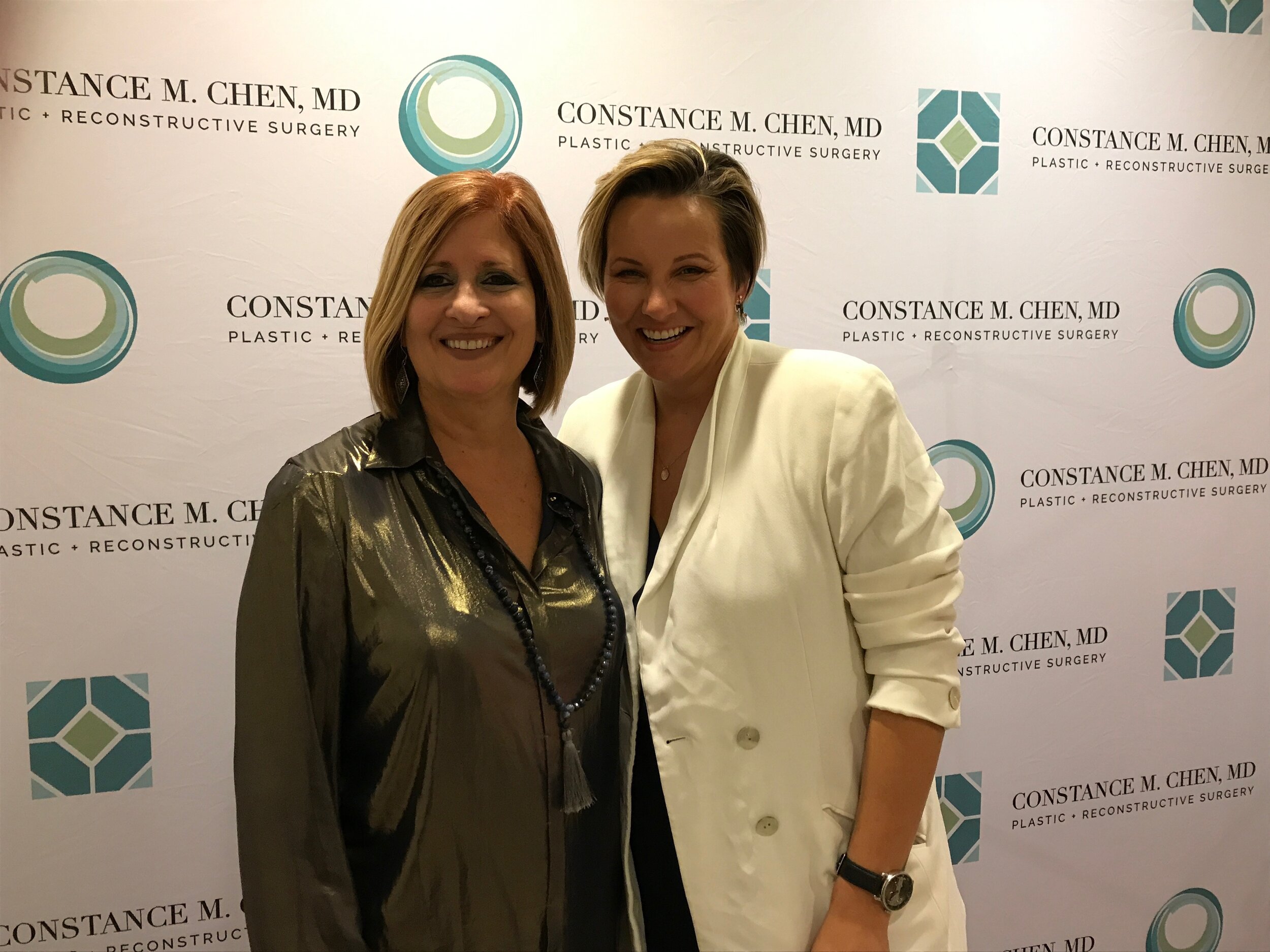 Sponsors Jean Criss of Crisscross Intimates and Dana Donofree of Ana Ono paying it forward as Survivors and Bra Designers