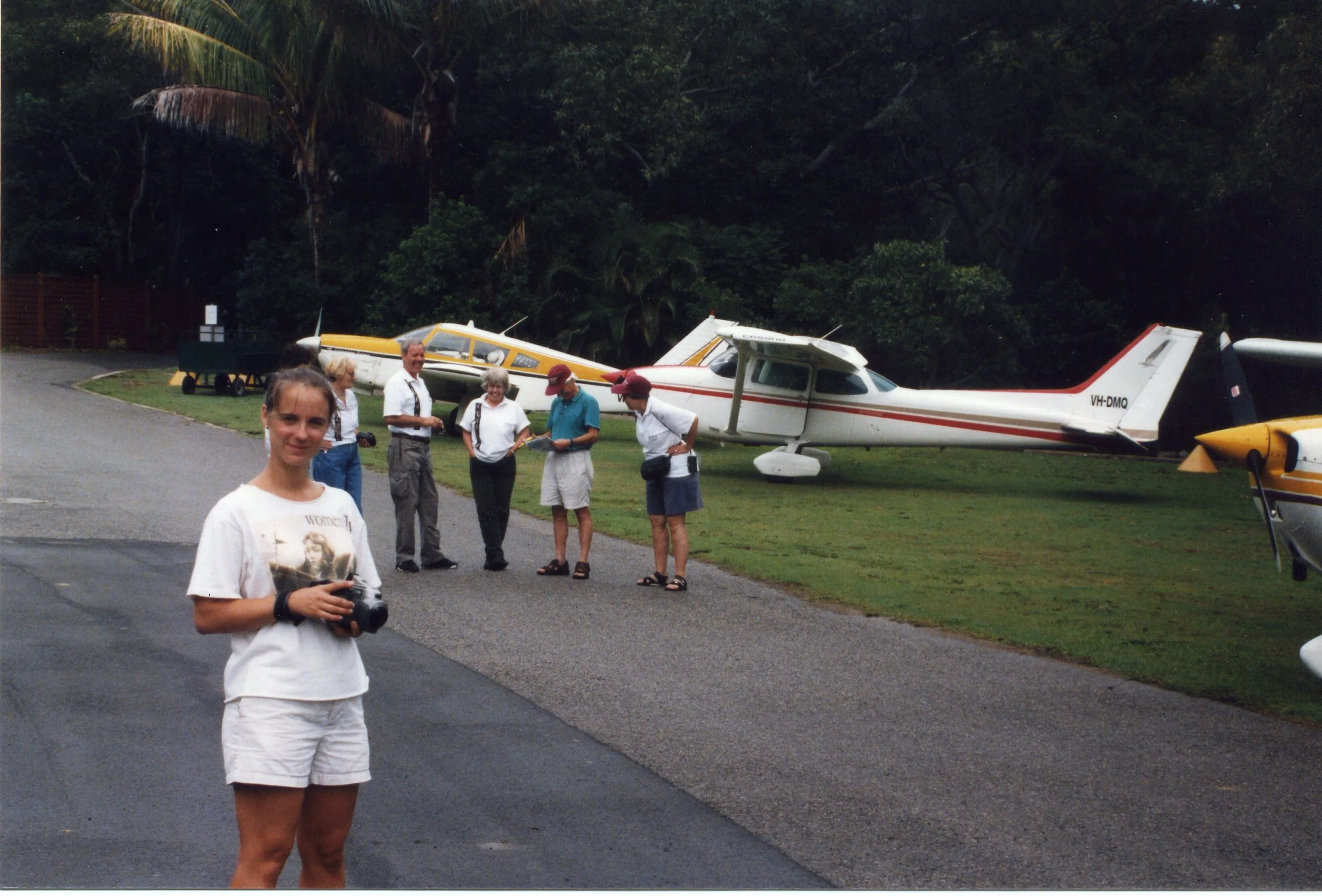 Monika Petrillo and group (Brampton Island).jpg