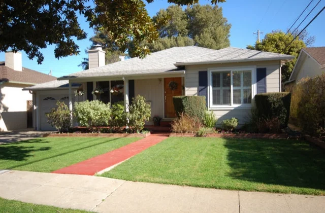 418 Dwight Rd, Burlingame | $851,000