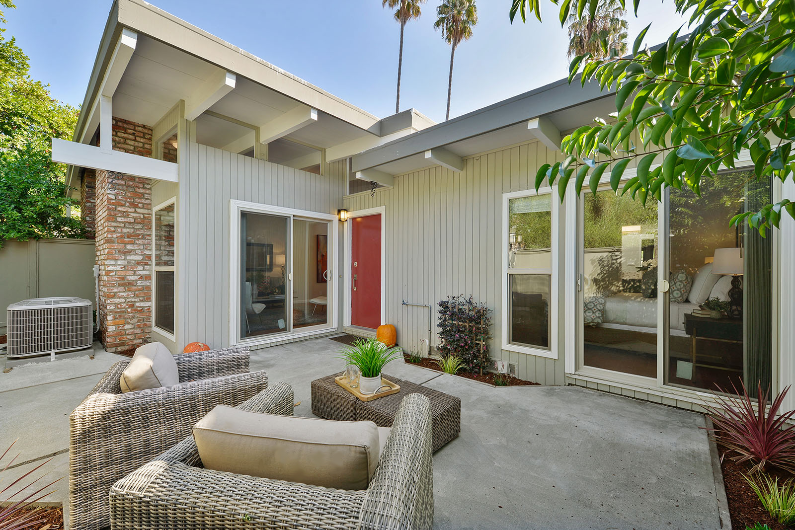 3905 Middlefield Rd #B, Palo Alto | $1,490,000