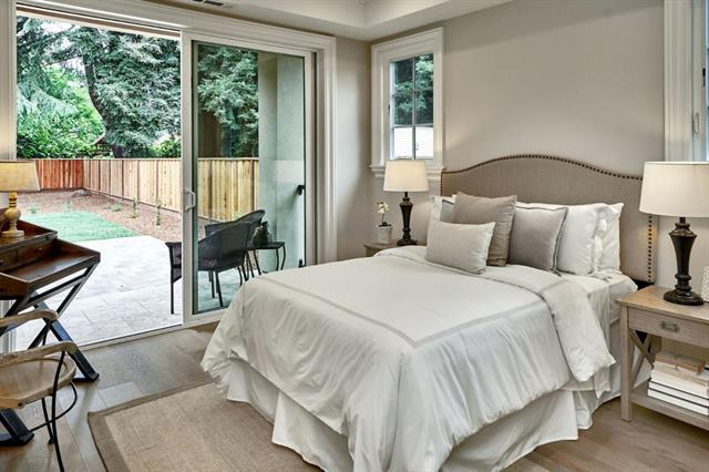 882 College- Master bedroom .jpeg