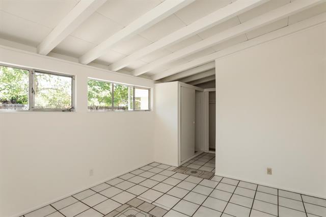 Low bedroom .jpeg