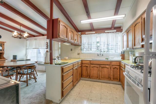 Low Kitchen .jpeg
