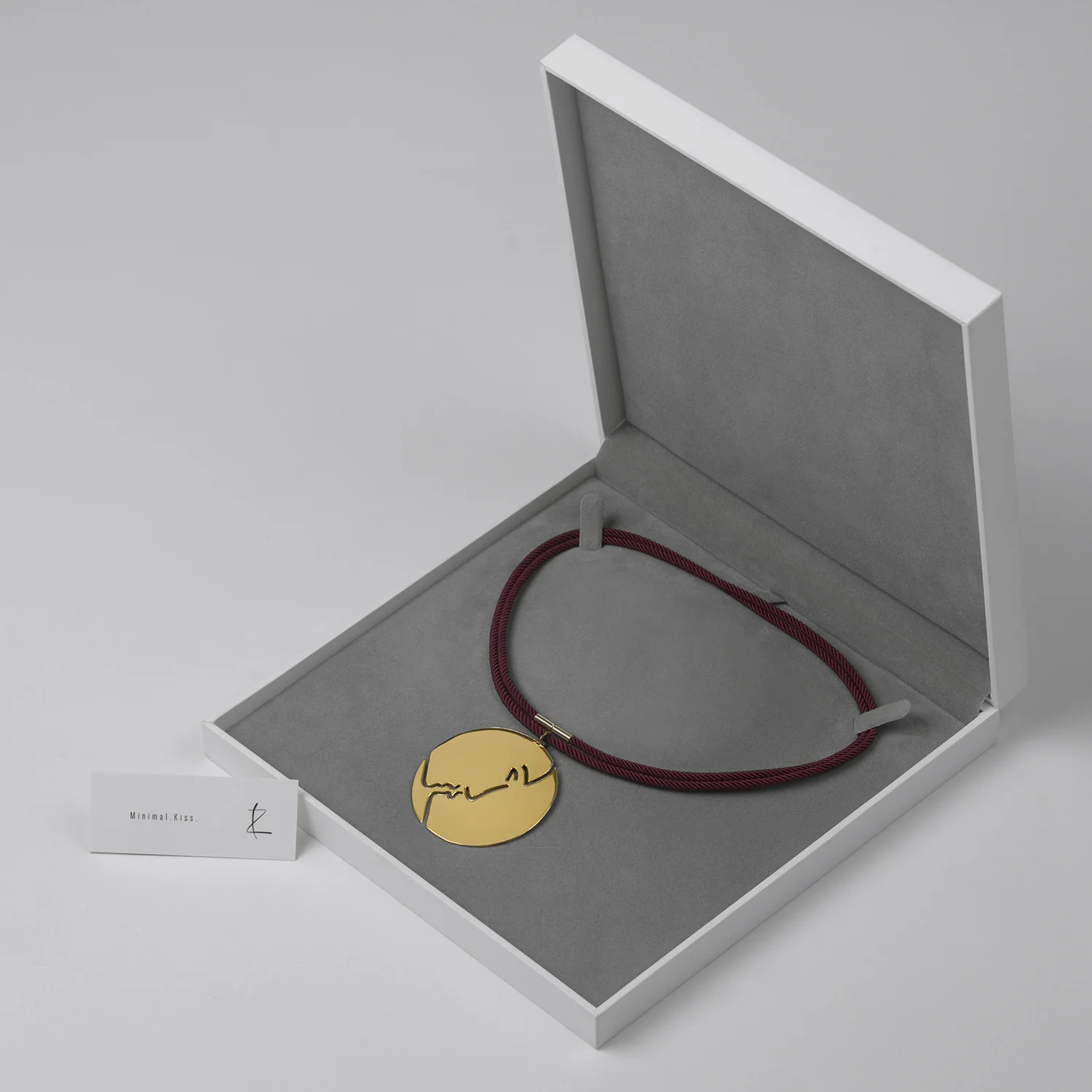 Box_ZoiRoupakia_WEB_03.jpg