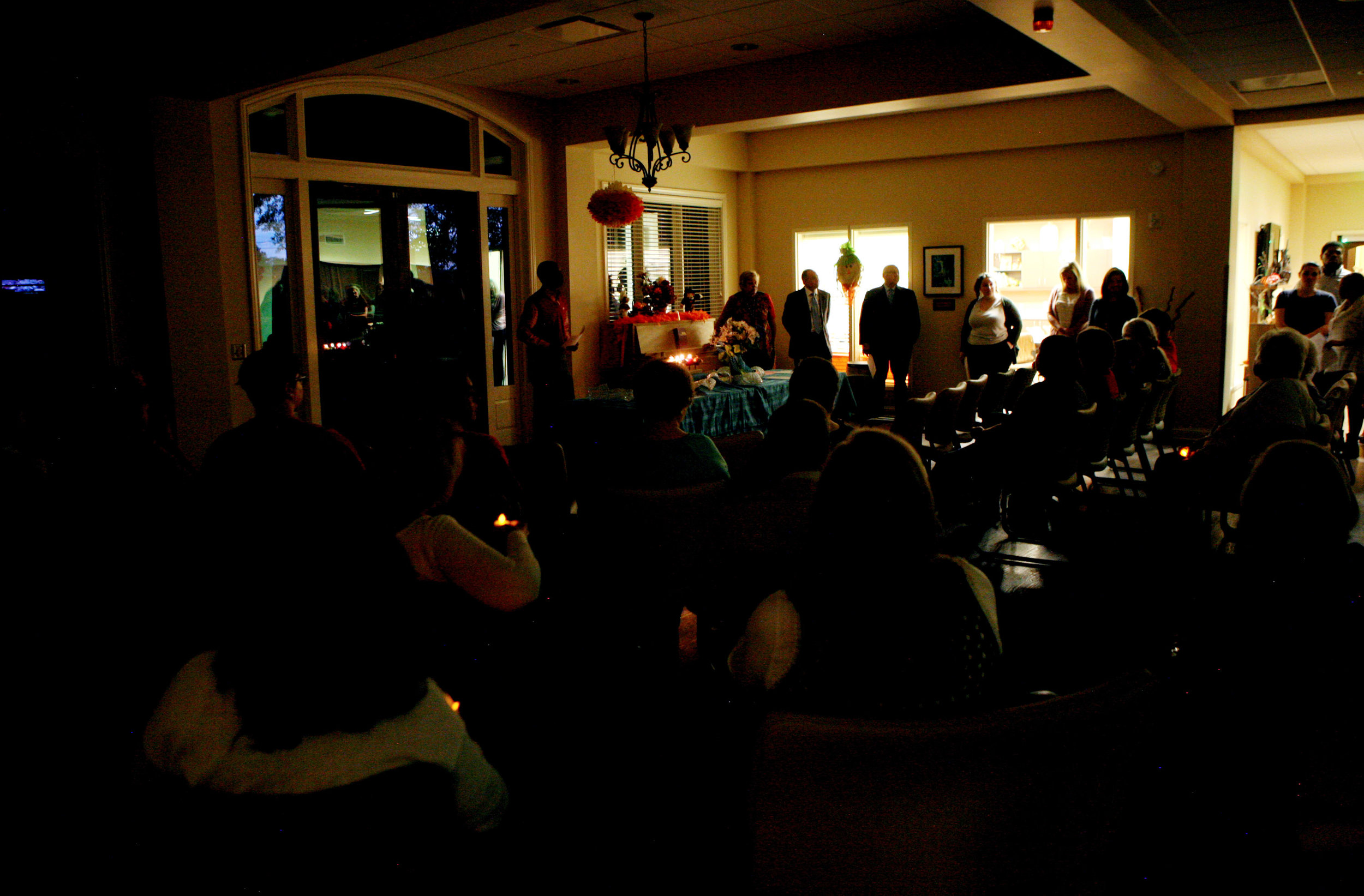 MemoryCandleVigil16.jpg