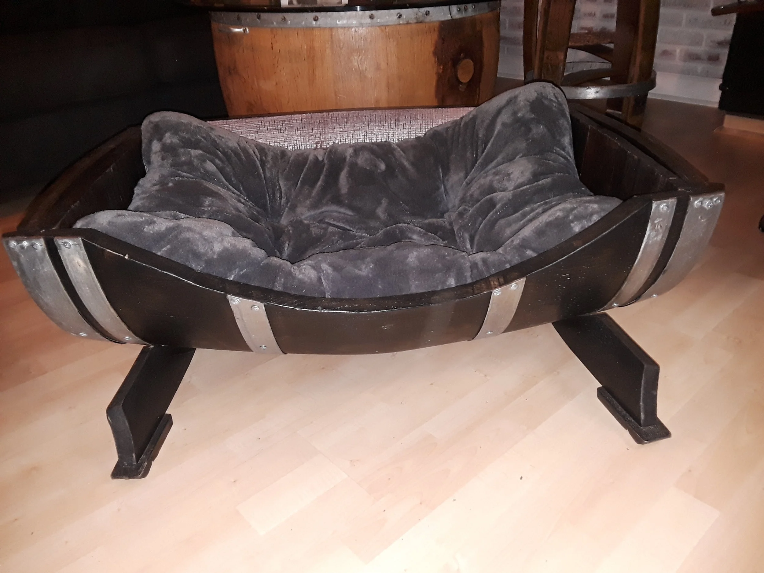 large pet bed.jpg