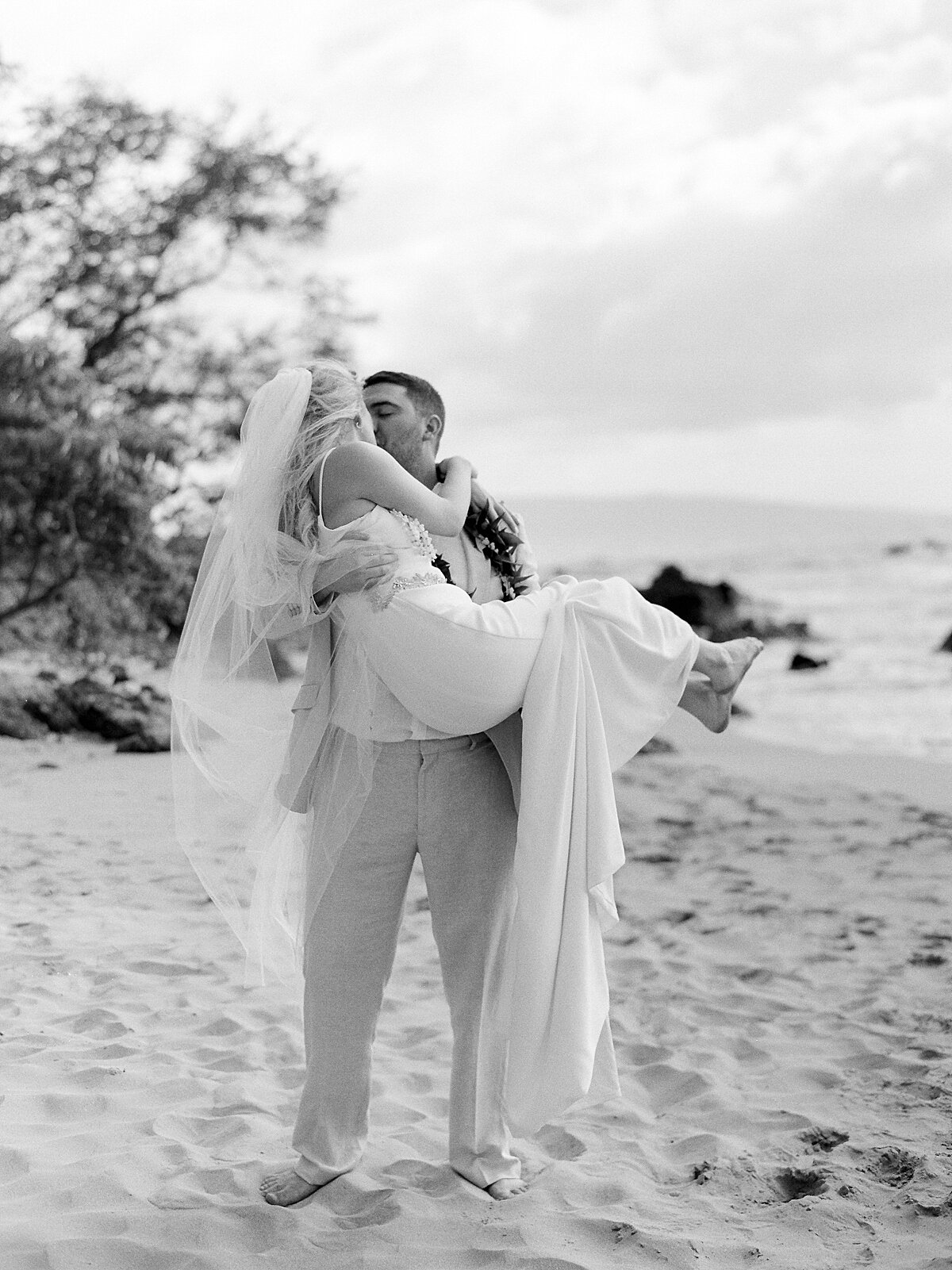 AndazWeddingMauiBrieThomason27.jpg