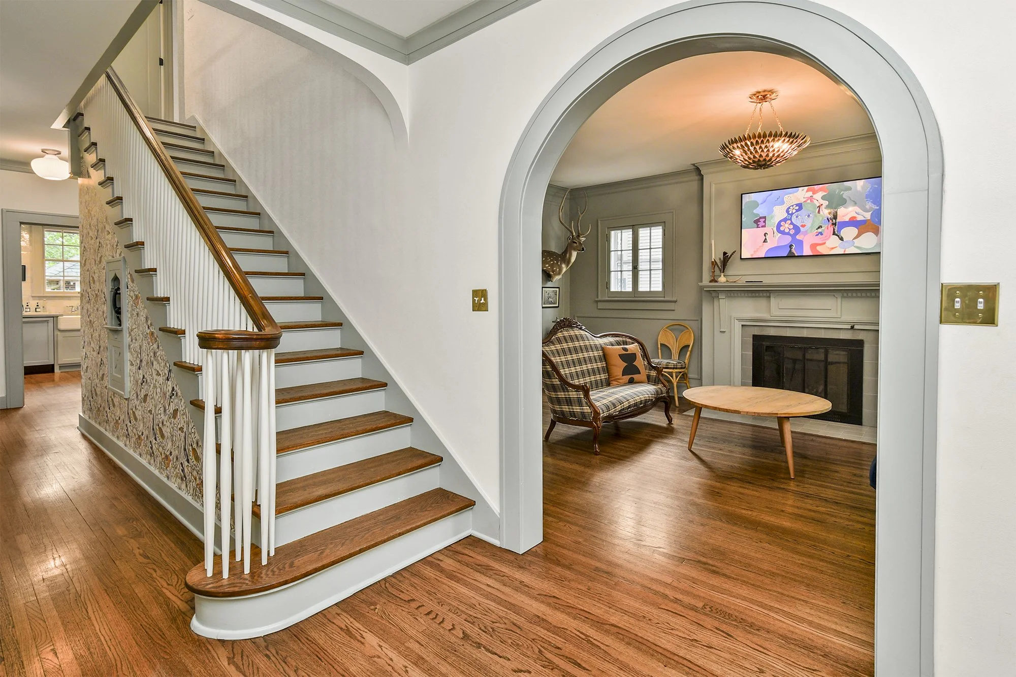   Designer: Shailey Murphy - Photos provided by Marty Chaney Murney Associates Realtors - Photographer: Mike Klinger  