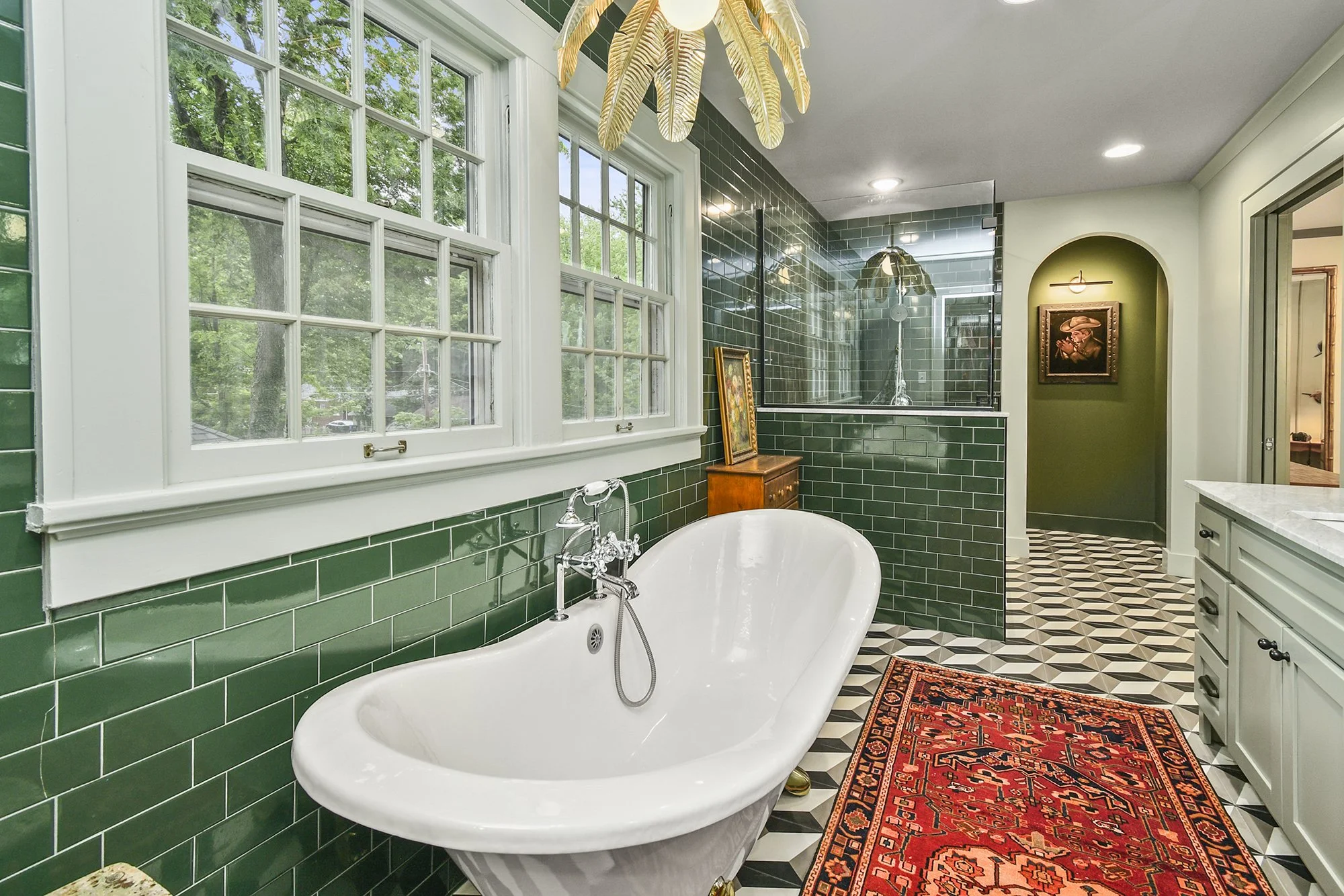   Designer: Shailey Murphy - Photos provided by Marty Chaney Murney Associates Realtors - Photographer: Mike Klinger  