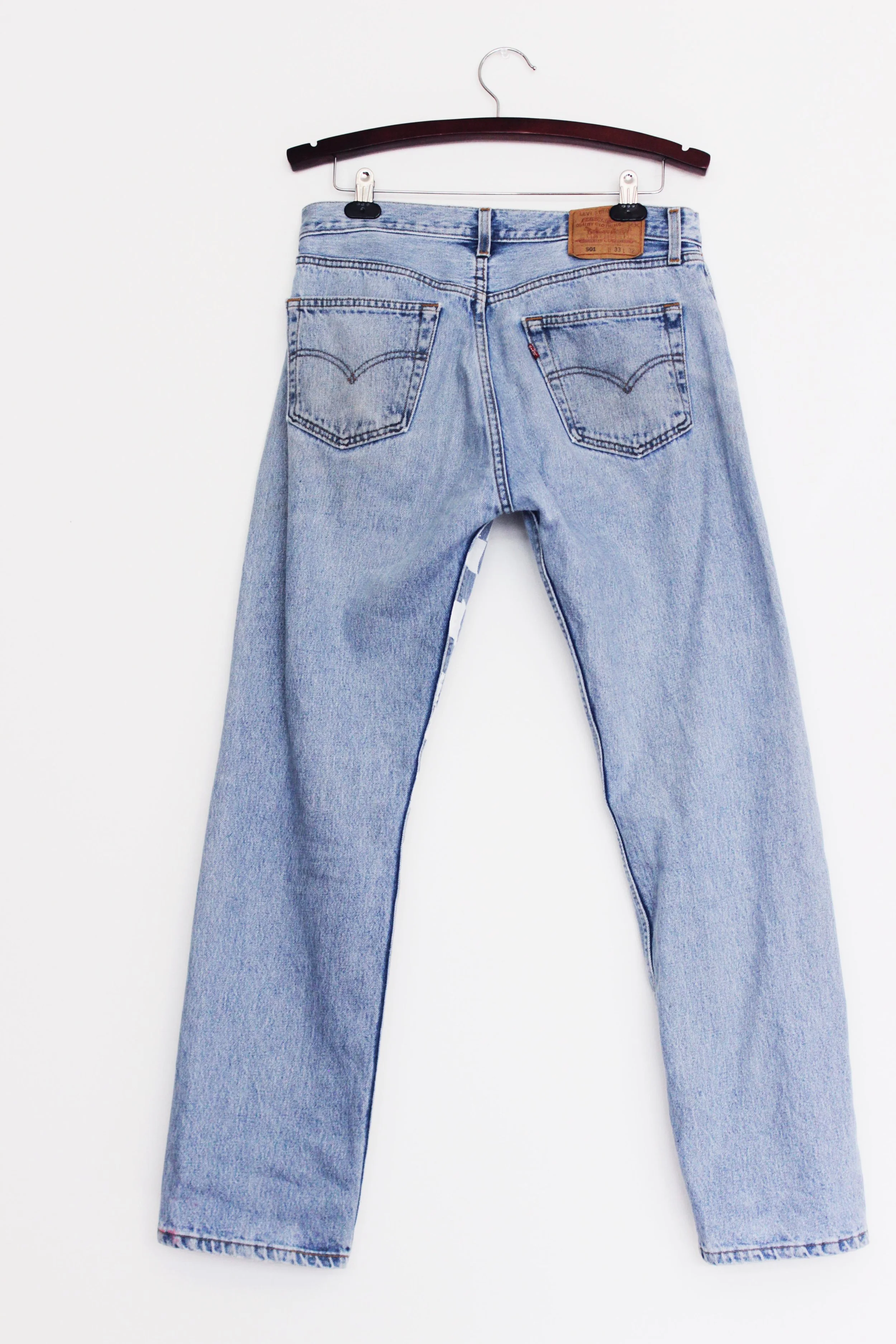 ligh WASH LEVIS 2.jpg
