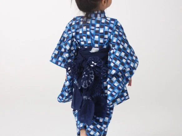 omi-ya_kimono_3_johannahogvag.jpg