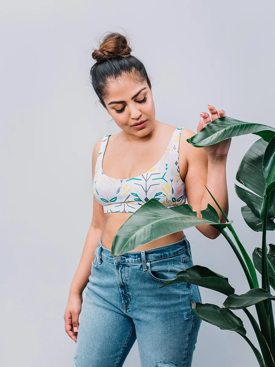 Meer Bra - Thorn To Be Wild (Scoop)