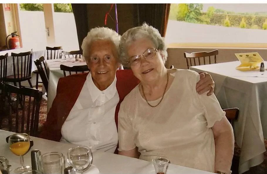 Funeral Live Streamer in Manchester-13.jpeg