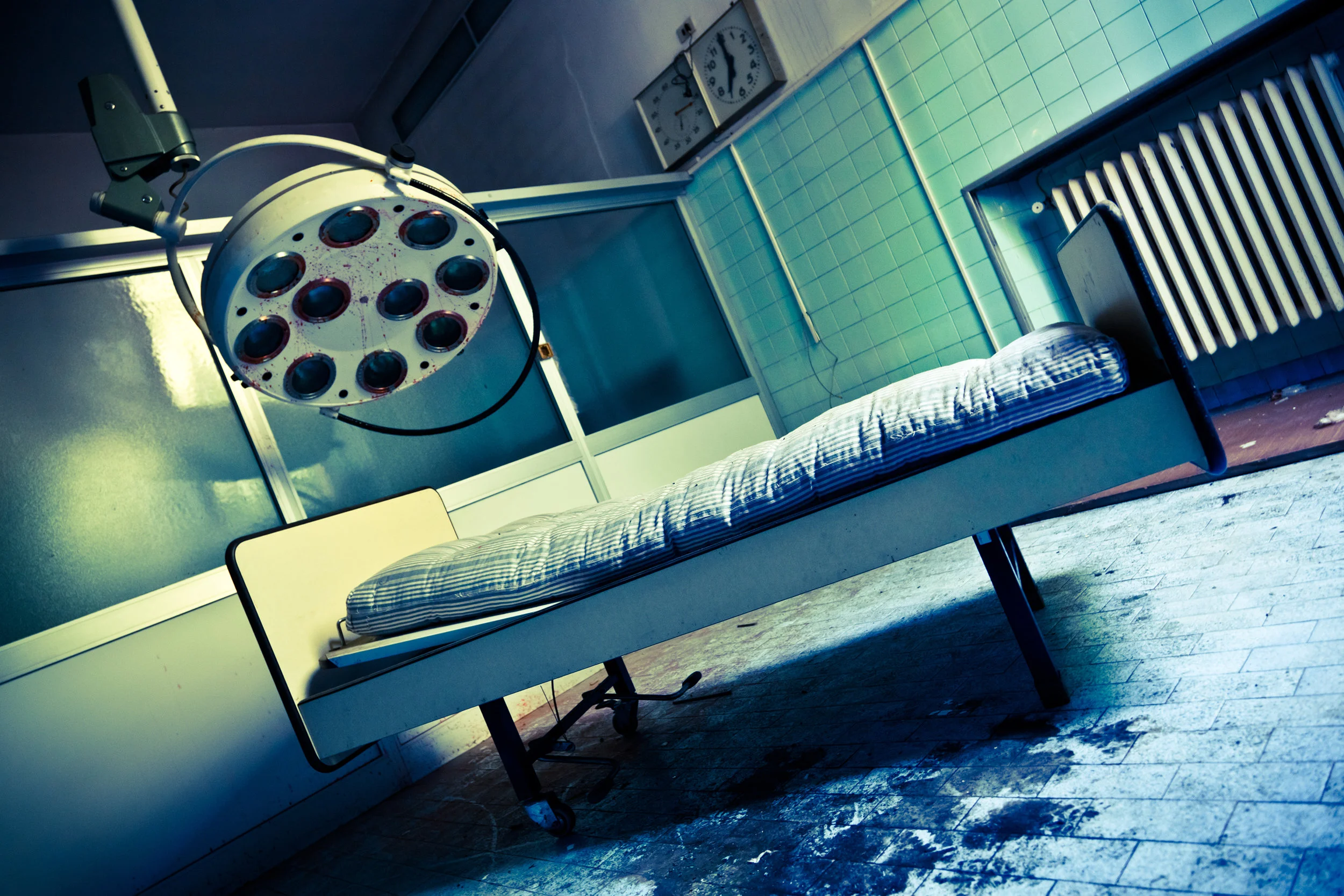 You and your team have tracked “Krazy Karter” to an unexplored portion of the abandoned asylum but he has escaped your grasp and snared you in his operating room. You only have an hour to escape his trap before he returns to eliminate his captives. Can you and your team piece together the madness of “Krazy Karter’s” secret lair? (13 years and older) Difficulty - 9/10