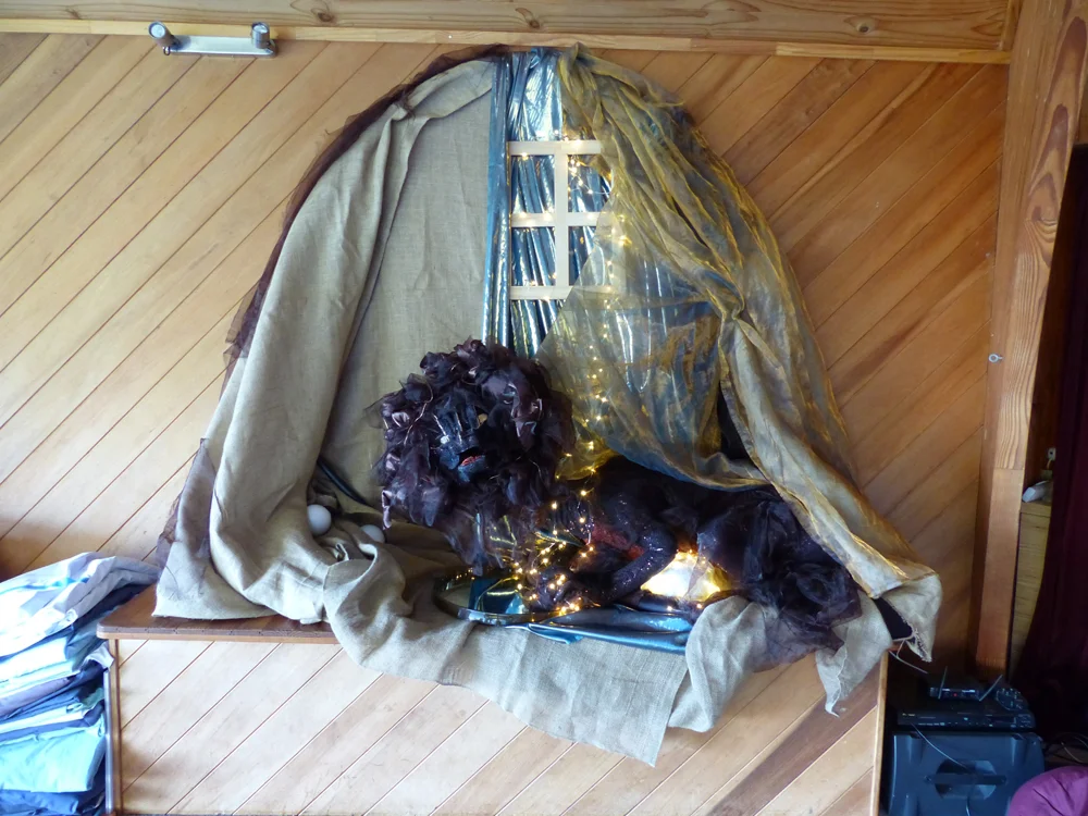 Bare Bones with Geordie, Nov 2016, Fri morning (1) website.jpg