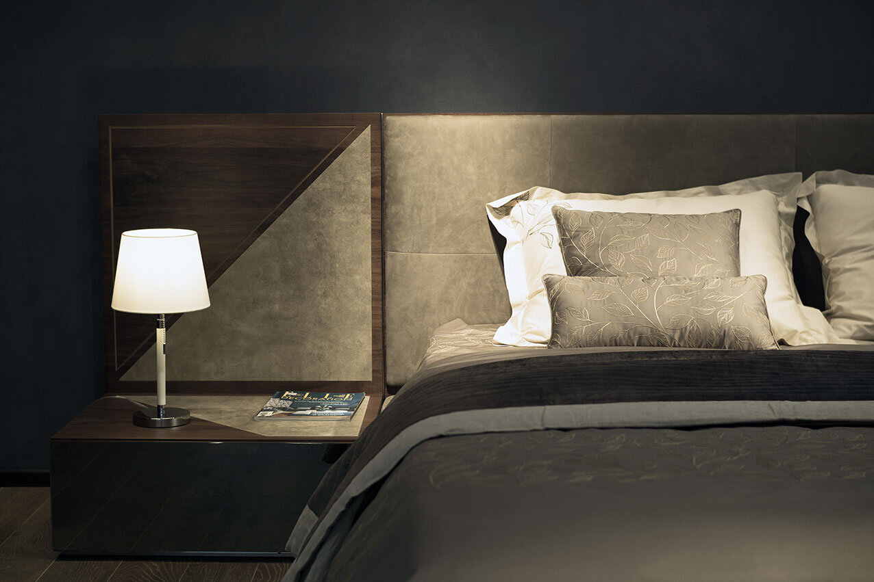 Cloud leather bed by CasaMia Interior