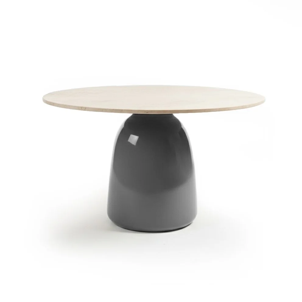 Lacquora-Dining--table-Travertine-grey.jpg
