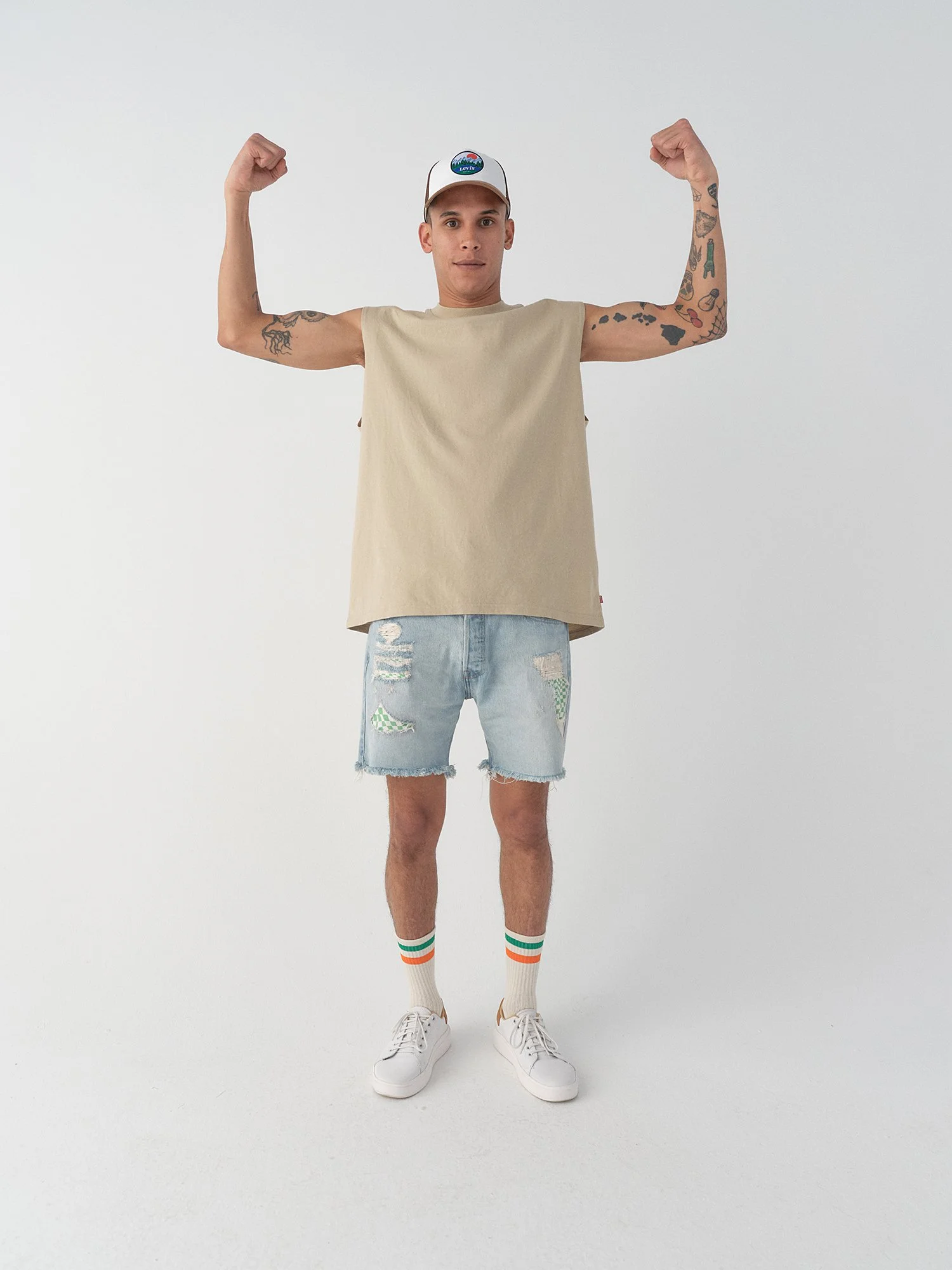 22_H2_Sell-in_T2_Tops_D0_M_219_0016.jpg
