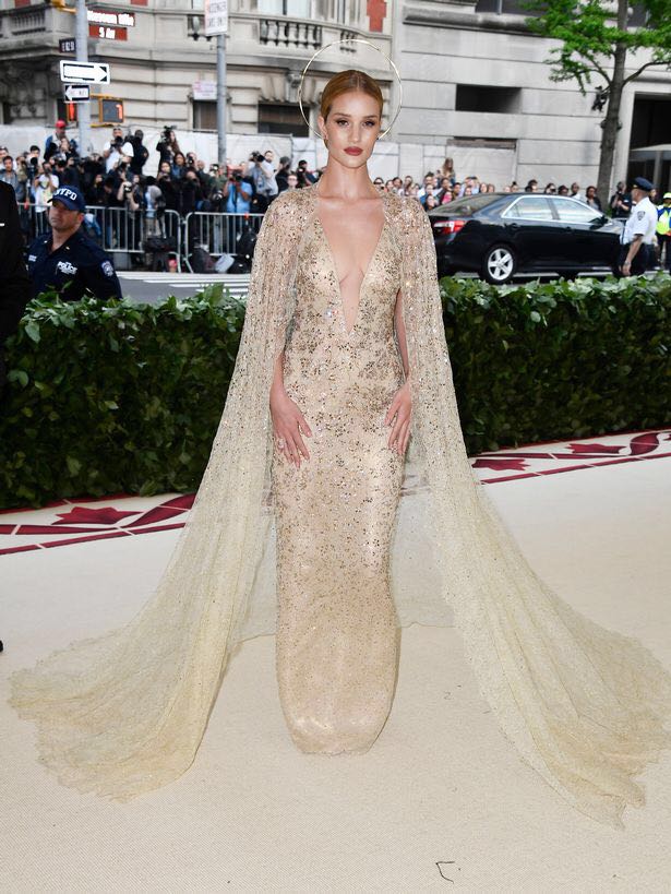 Rose Huntington-Whiteley in Ralph Lauren