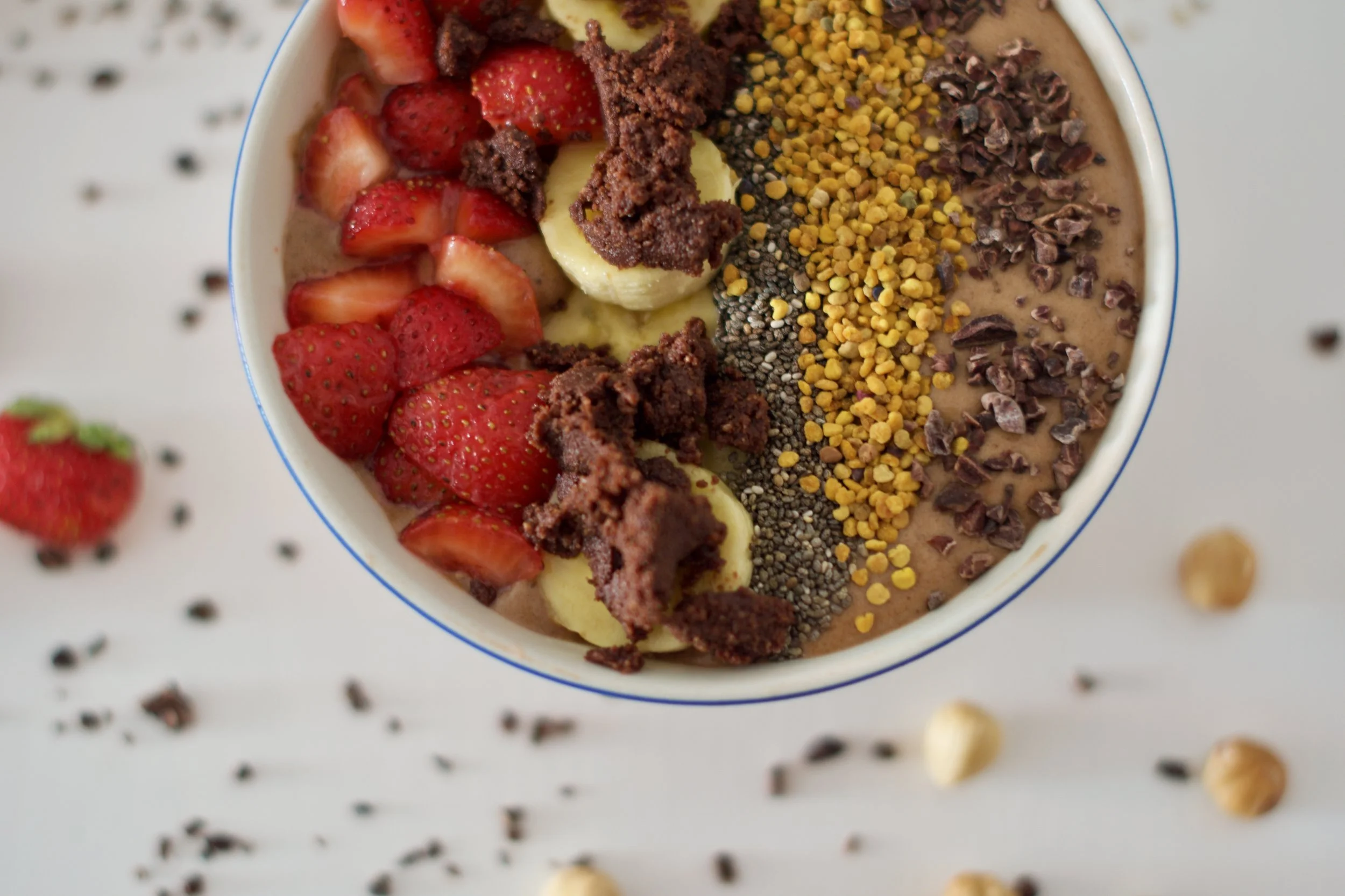 Smoothie bowl for breakfast