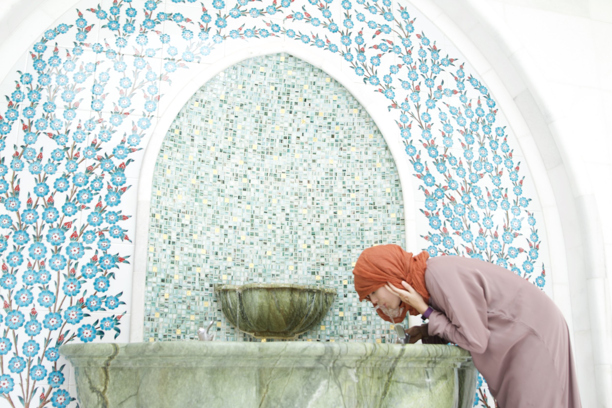 Bathroom fountain at the Abu Dhabi Mosque.
